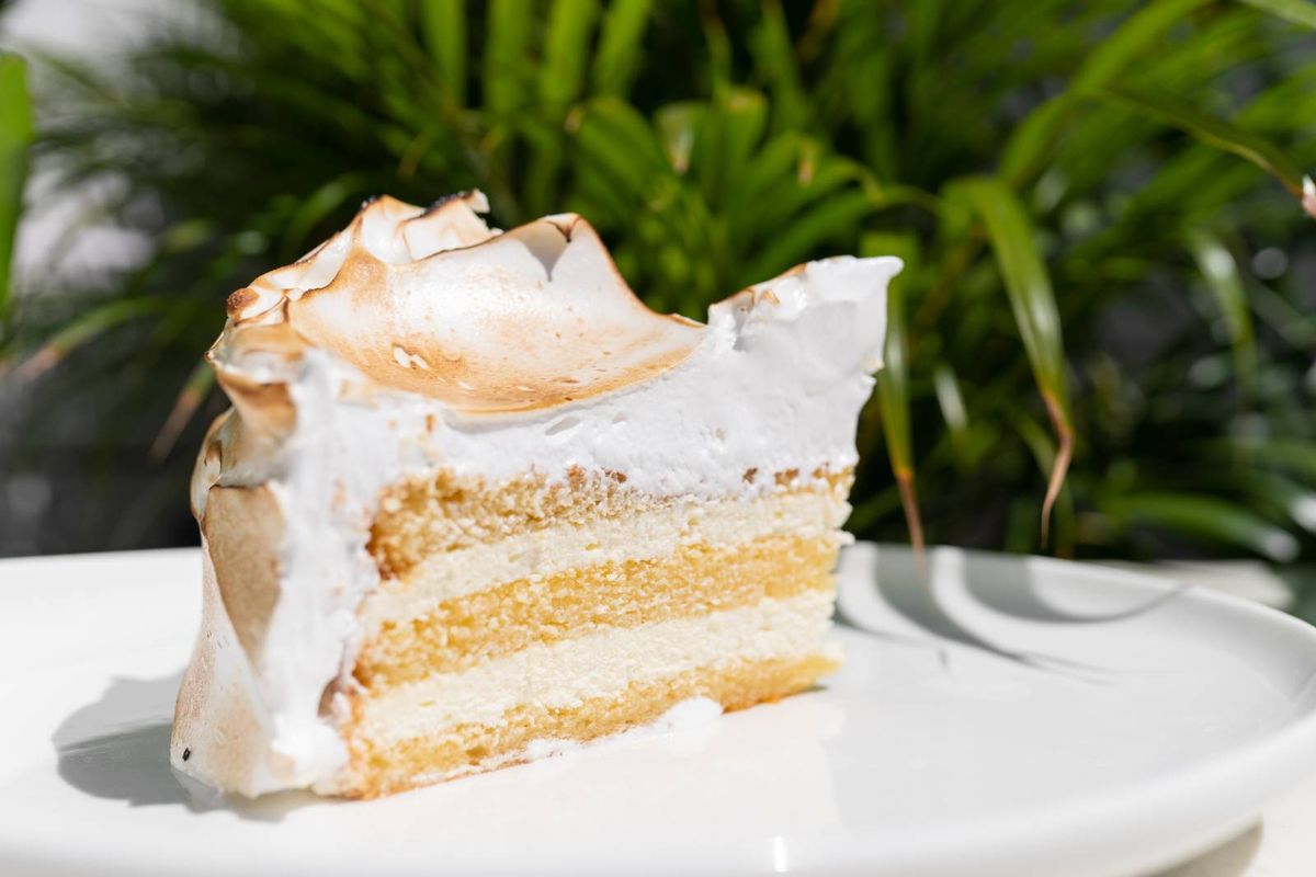 Tortul Casei - Vanilla Meringue Cake